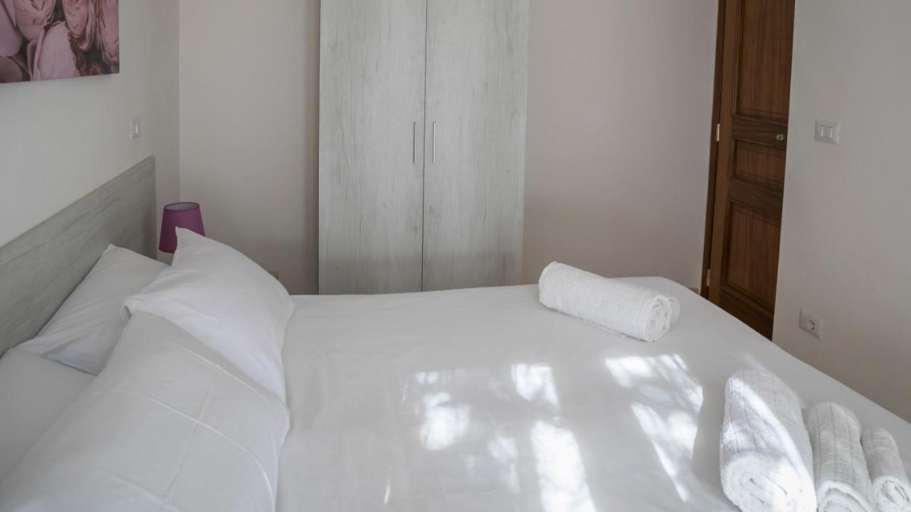 Oasi In Centro - Cala Gonone Apartment Ngoại thất bức ảnh