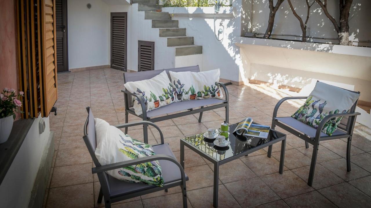 Oasi In Centro - Cala Gonone Apartment Ngoại thất bức ảnh