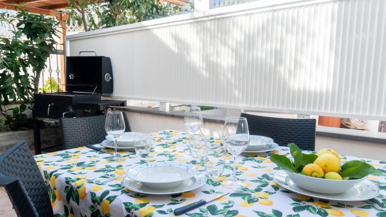 Oasi In Centro - Cala Gonone Apartment Ngoại thất bức ảnh