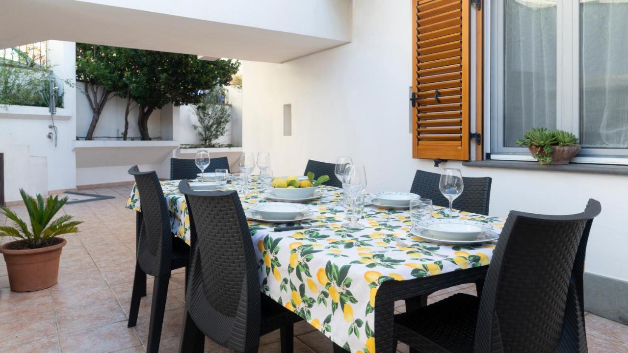 Oasi In Centro - Cala Gonone Apartment Ngoại thất bức ảnh