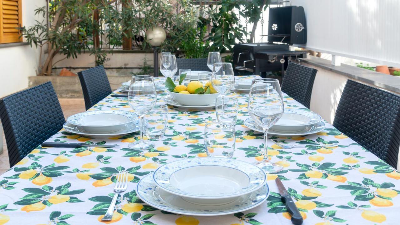 Oasi In Centro - Cala Gonone Apartment Ngoại thất bức ảnh